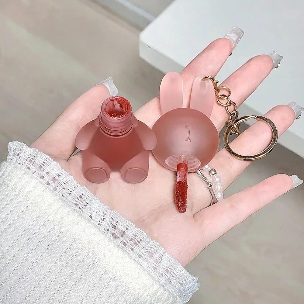 Cute Rabbit Keychain Lip Gloss – Portable Hydrating Lip Care (Nude Shade)