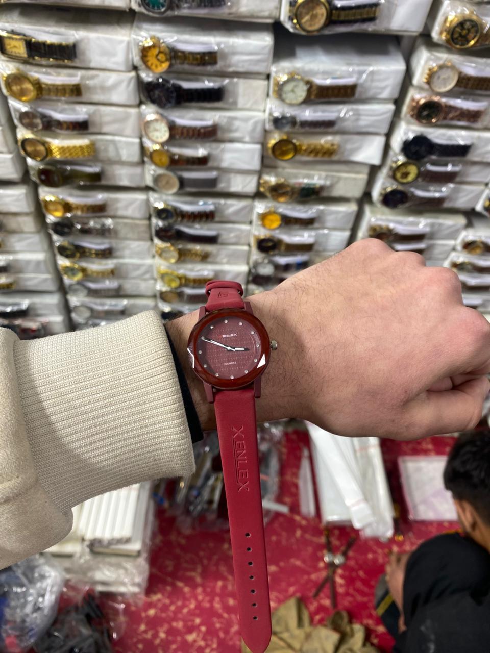 Ladies Waterproof Watch – Elegant Round Dial with Soft Strap | Stylish Women’s Wrist Watch